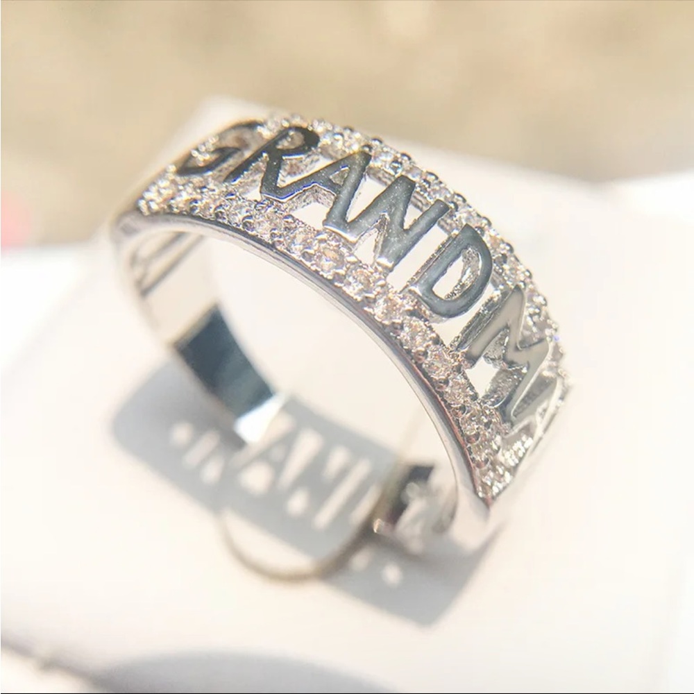 New Women’s 925 Silver Beautiful Grandma Ring - Picture 2 of 6